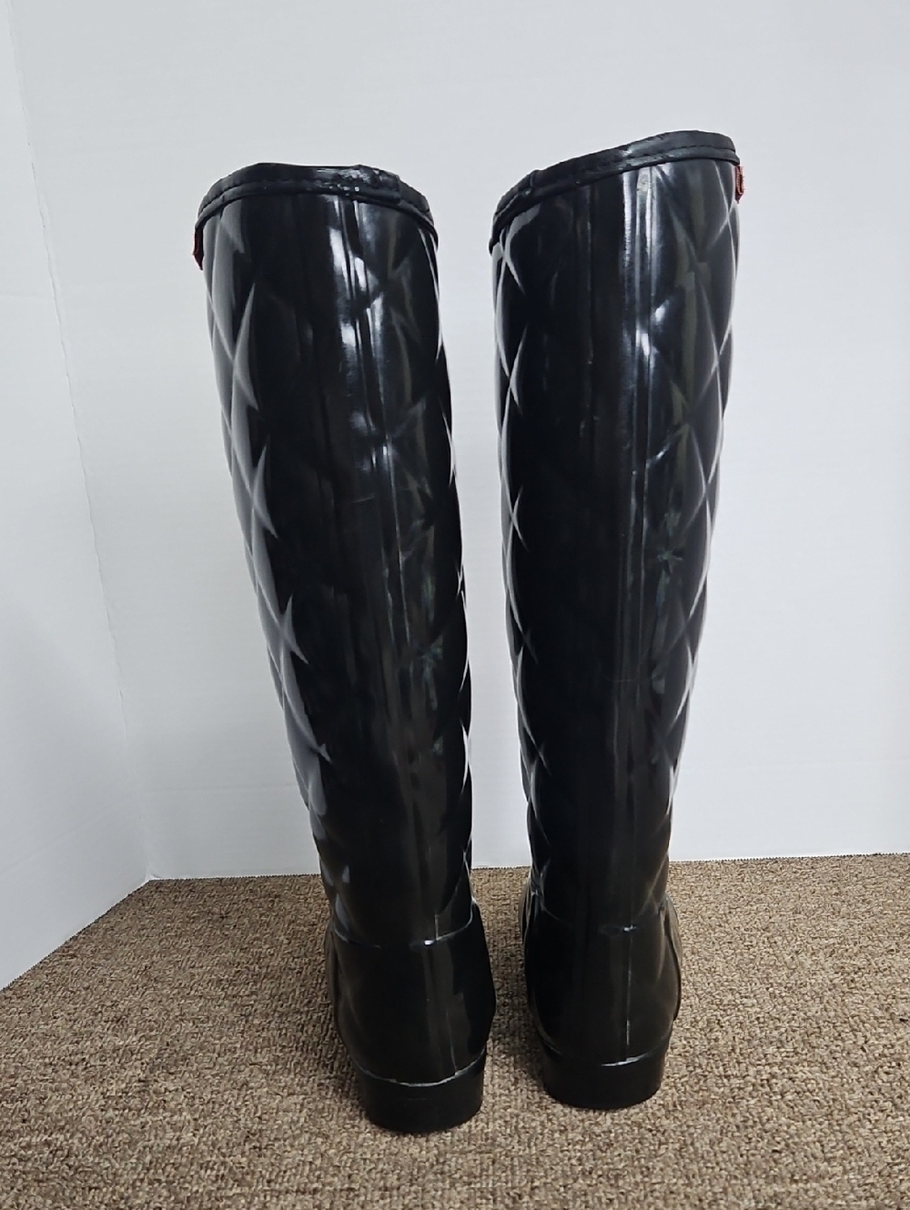 Hunter Black Quilted Glossy Tall Boots Size 7 Womens - Picture 2 of 9